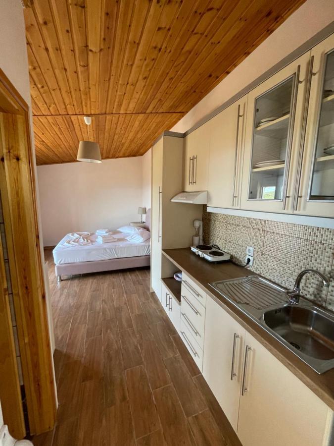 Meltemi Apartment Parga Exterior photo