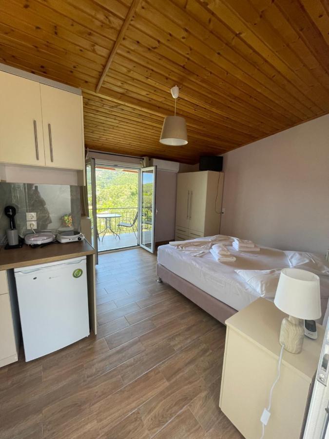 Meltemi Apartment Parga Exterior photo